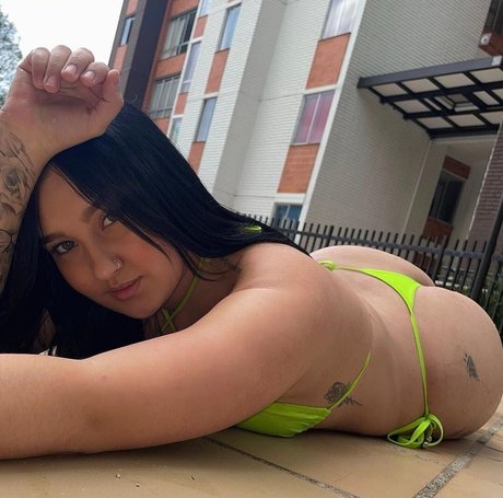 Naken lekkede OnlyFans-bilde av Nallely Diaz
