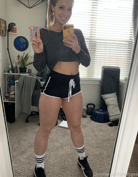 Photo nue de fuite OnlyFans de Kelly Gee