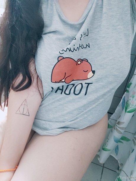 Nahá fotka uniklých OnlyFans od Eminitta