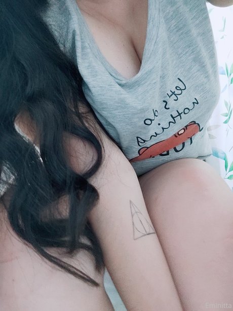 Eminitta OnlyFans 유출 누드 사진