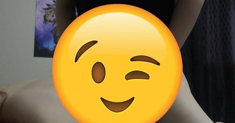 Nahá fotka uniklých OnlyFans od Thezenzer0