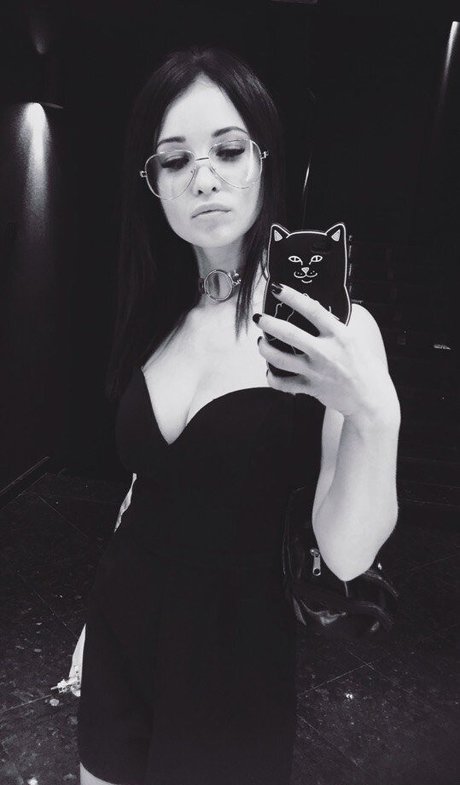 Ganja Babe