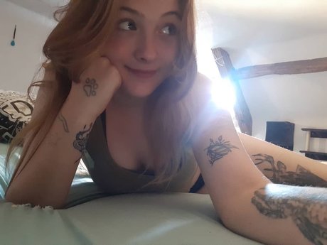 Nacktes geleaktes OnlyFans-Foto von Sleepyvegan