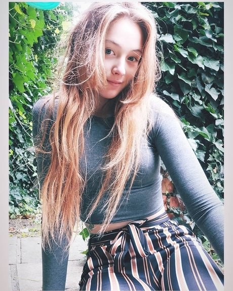 Nahá fotka uniklých OnlyFans od Sleepyvegan