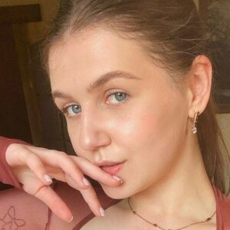 Foto nua vazada do OnlyFans de Lola Taylor
