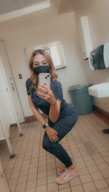 Nicole OnlyFans泄露裸照