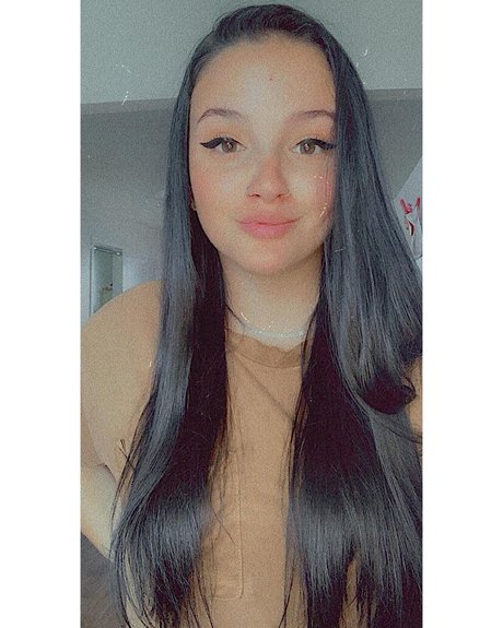 Nacktes geleaktes OnlyFans-Foto von Catherine Cloutier