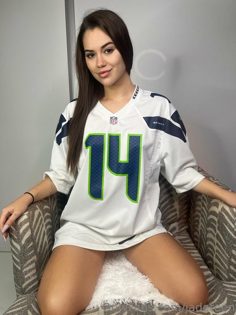 Jade Teen