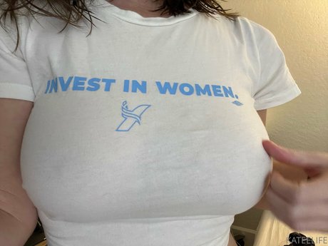 Naken lekkede OnlyFans-bilde av Katee Owen