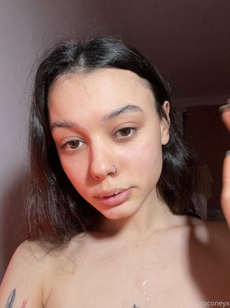 Coconey OnlyFans 유출 누드 사진