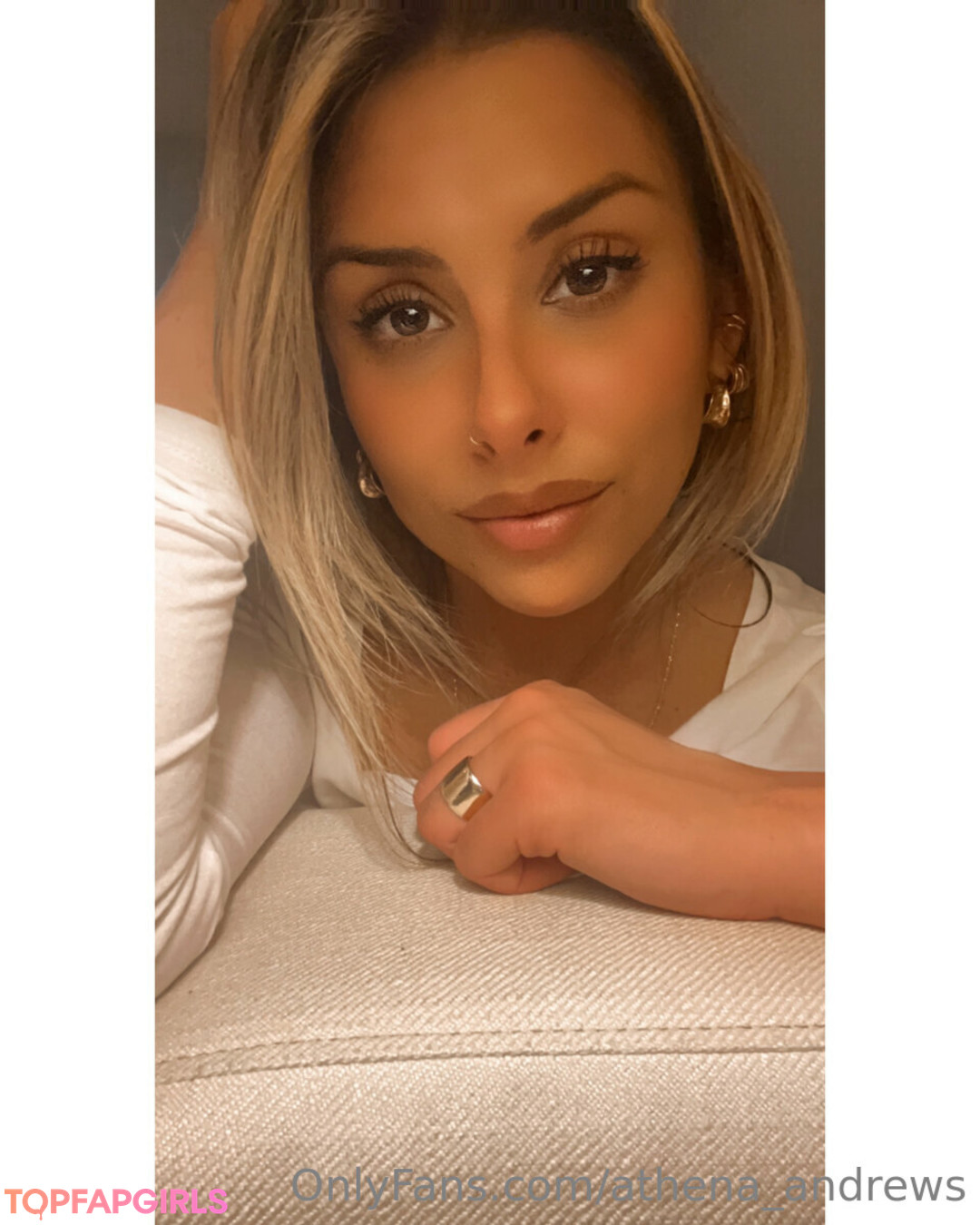 Nøgent lækket OnlyFans-billede af Athena Andrews #20