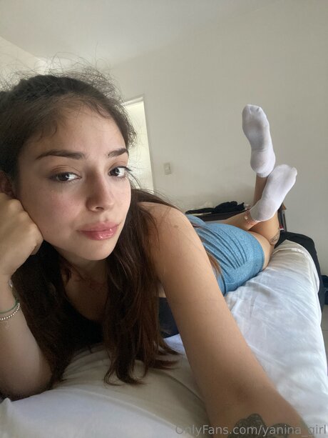 Naken läckt OnlyFans-bild av Yanina Girl