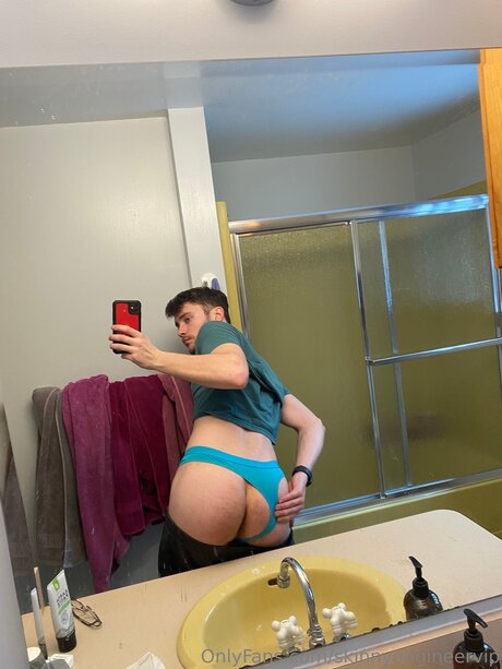 Skinnyengineervip