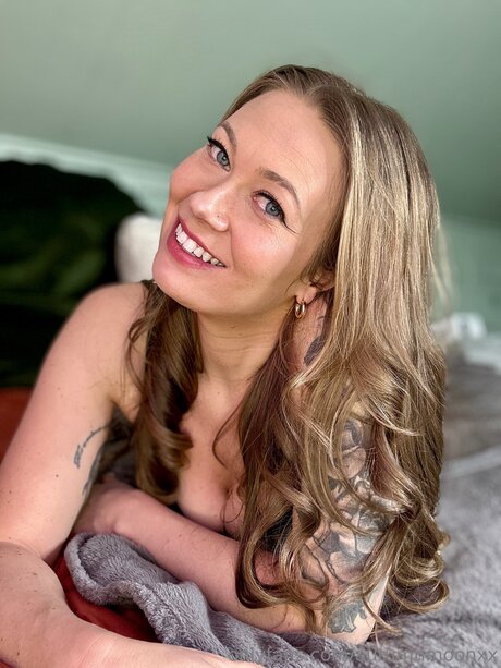Naken läckt OnlyFans-bild av Autumnmoonxx