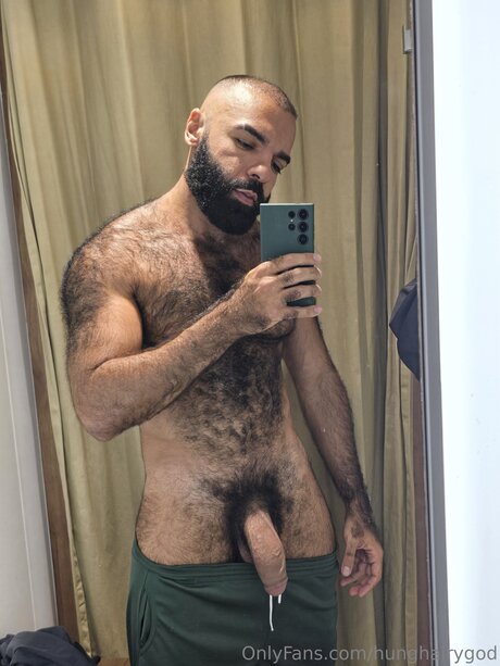 Foto di nudo di fuga di OnlyFans di Hunghairygod