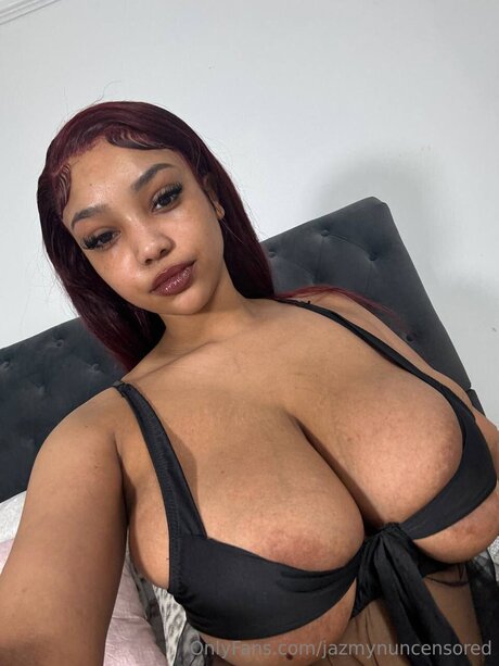 Naken lekkede OnlyFans-bilde av Jazmynuncensored