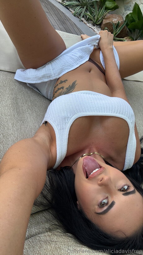 Aliciadavisfree