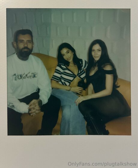 Nacktes geleaktes OnlyFans-Foto von Plugtalkshow