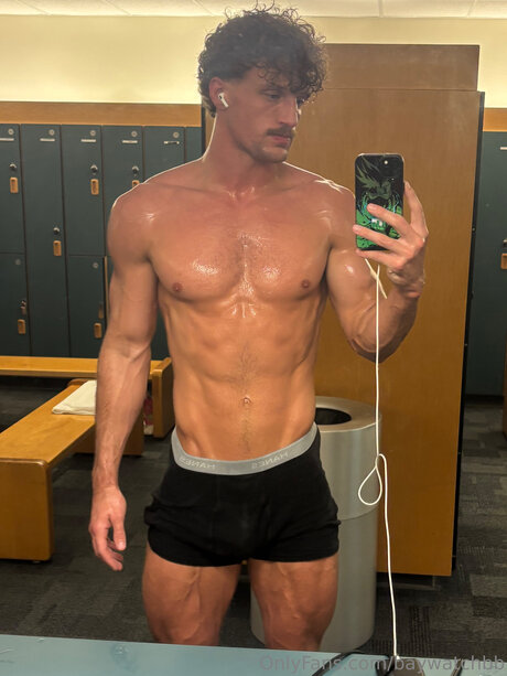 Nahá fotka uniklých OnlyFans od Baywatchbb