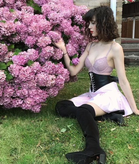 Mina Bell  nude leaked OnlyFans photo