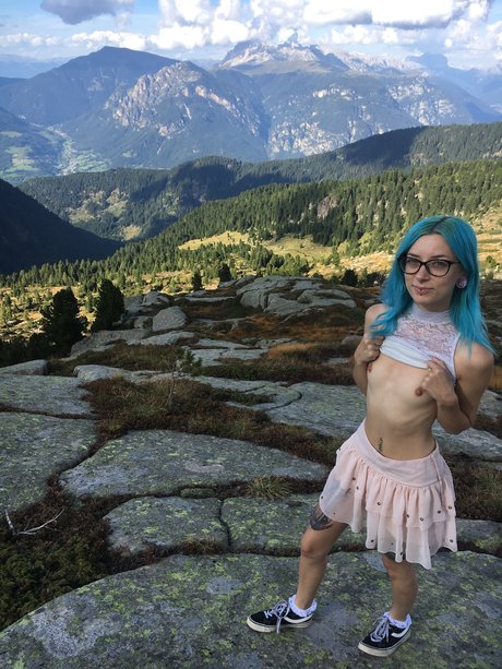 Naken lekkede OnlyFans-bilde av Lily Moonflower