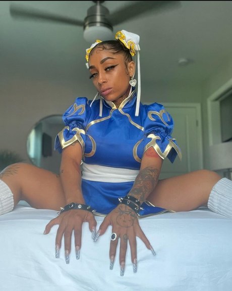 Helloomcfly  nude leaked OnlyFans photo