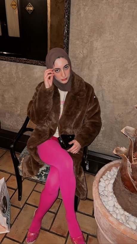 Nahá fotka uniklých OnlyFans od Sher Arar