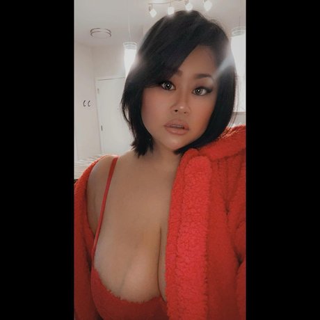 Stephanie Yum