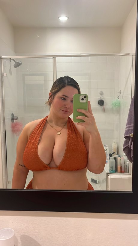 Naakte gelekte OnlyFans-foto van Discordiaa