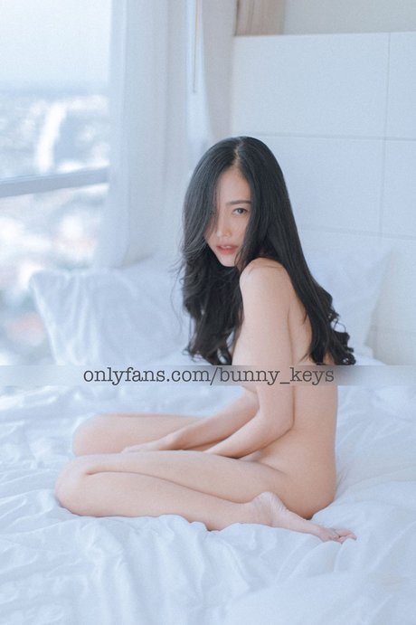 Nahá fotka uniklých OnlyFans od Bunny Keys