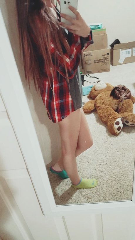 Naken lekkede OnlyFans-bilde av Nancy Tran