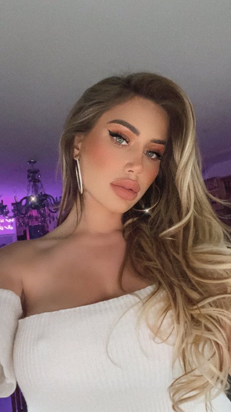 Amanda Mae Lynn Amandamaelynn