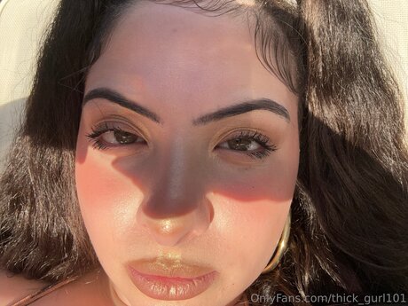 Alaston vuotanut OnlyFans-kuva Thick Gurl101