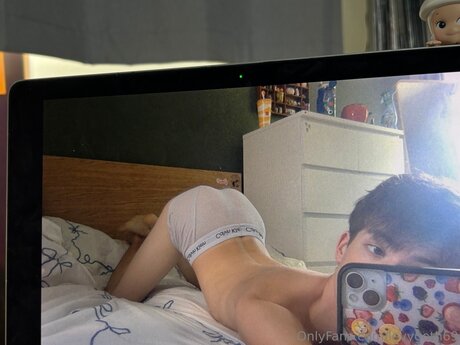 Levygoth69