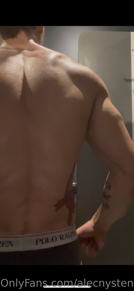 Photo nue de fuite OnlyFans de Alecnysten