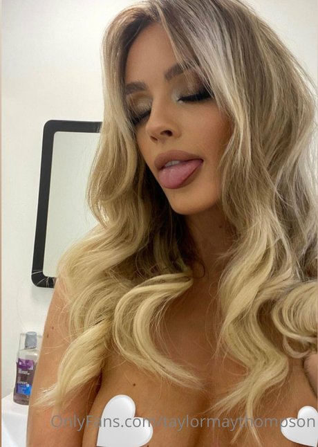 Naken lekkede OnlyFans-bilde av Taylor May Thompson