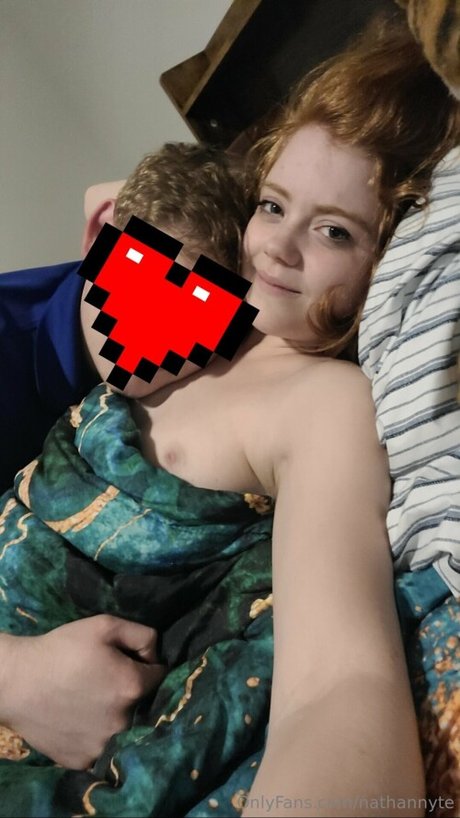Nahá fotka uniklých OnlyFans od Willow Trie