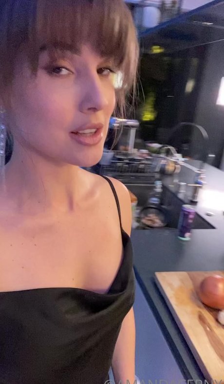 Amanda Cerny
