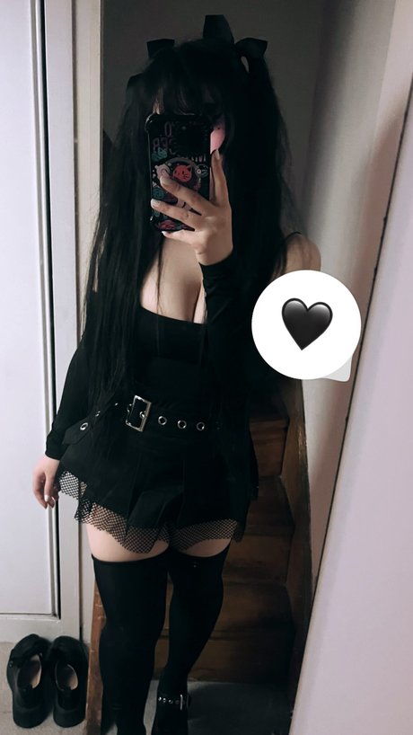 Naken lekkede OnlyFans-bilde av Mooncak Eva