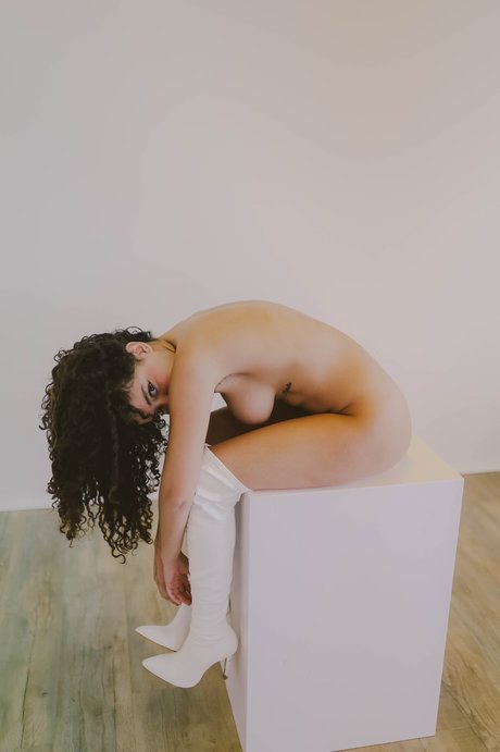 Nahá fotka uniklých OnlyFans od Spicymarii Lilfairymari