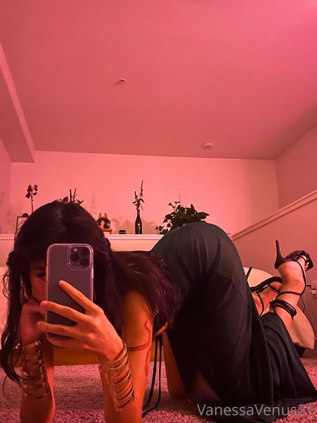 Nahá fotka uniklých OnlyFans od Valeria Vixen