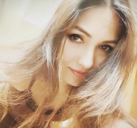 Zoya Rathore