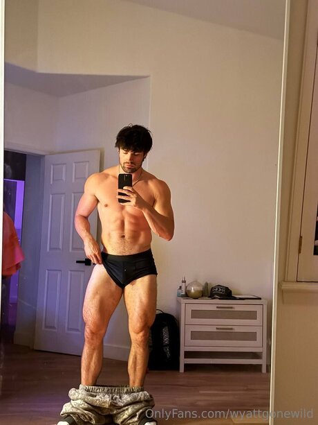 Alaston vuotanut OnlyFans-kuva Wyattgonewild