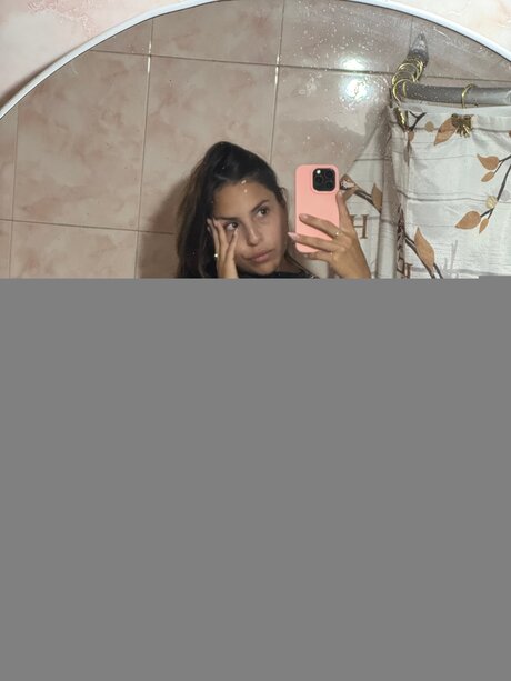 Nahá fotka uniklých OnlyFans od Fativiki