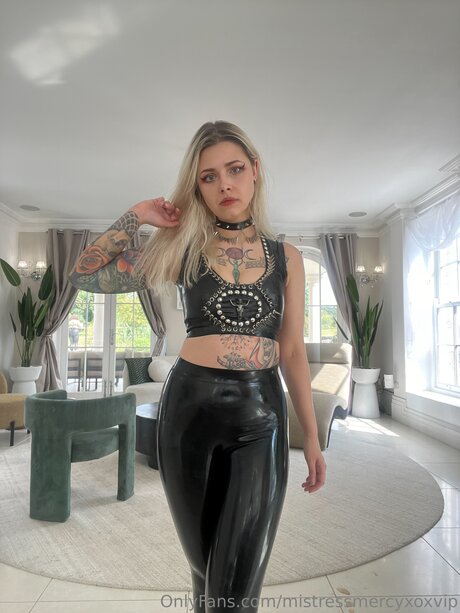 Mistressmercyxoxvip