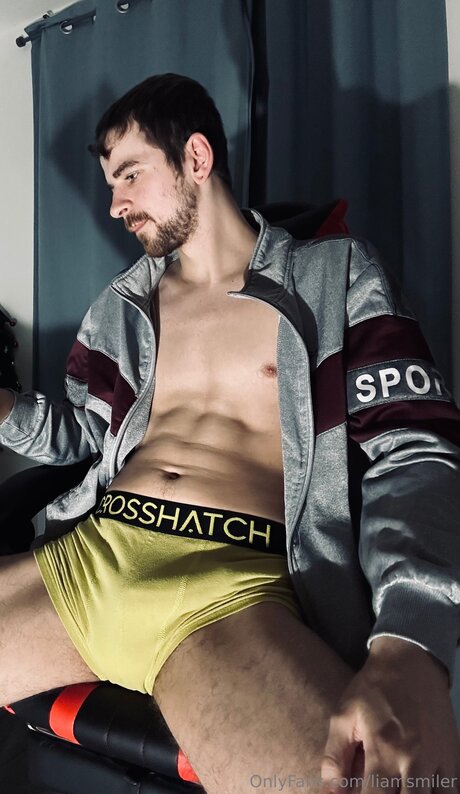 Alaston vuotanut OnlyFans-kuva Liamsmiler