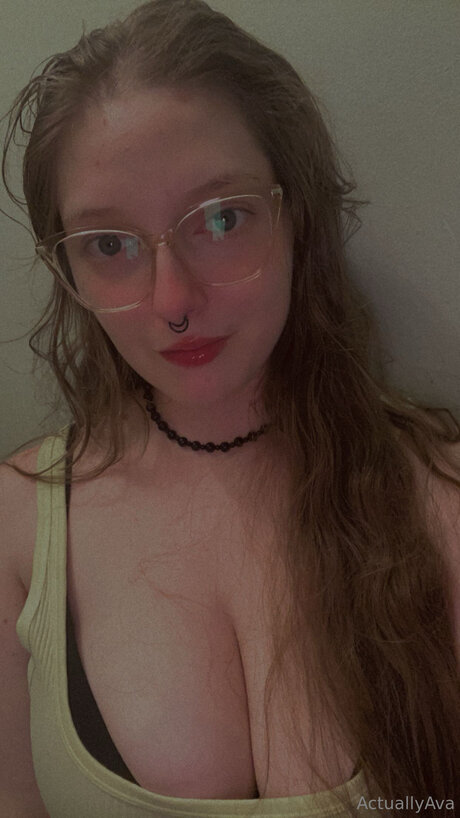 Alaston vuotanut OnlyFans-kuva Alanaestelle