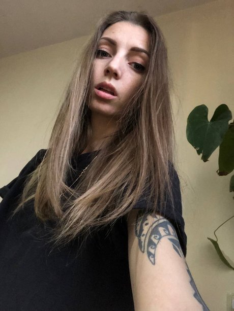 Krisnaughty OnlyFans泄露裸照