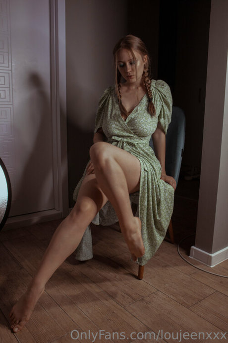 Nacktes geleaktes OnlyFans-Foto von Lou Jeen