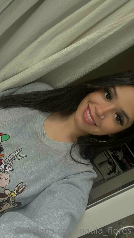 Paula Flores